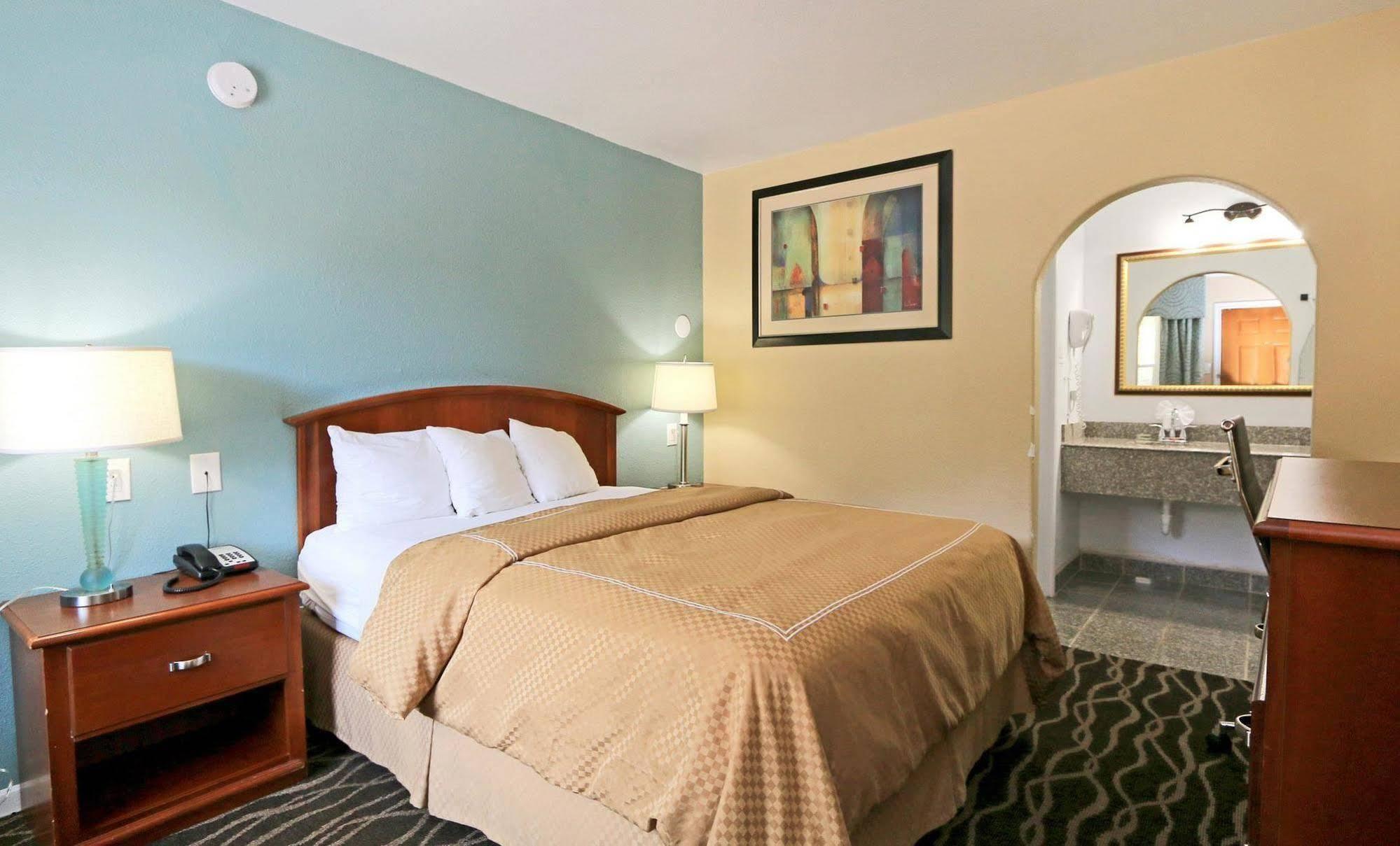 Econo Lodge Austin South מראה חיצוני תמונה