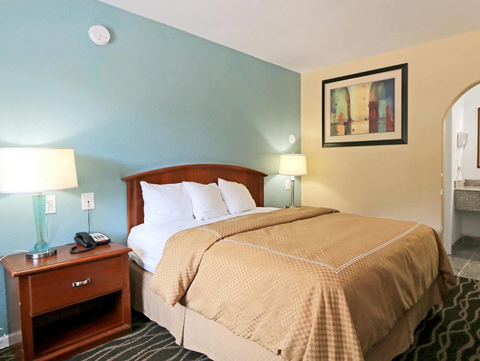 Econo Lodge Austin South מראה חיצוני תמונה
